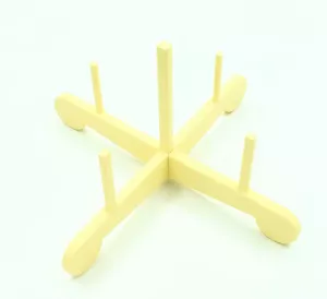 Stojan pro 5 zobcových fléten Jaromír Macháč Stojan pro 5 zobcových fléten Jaromír Macháč